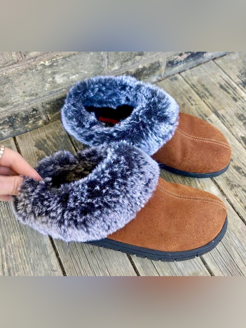 Women’s Suede Faux Fur-Lined Slip-On Slippers - Brown SoftMoc
